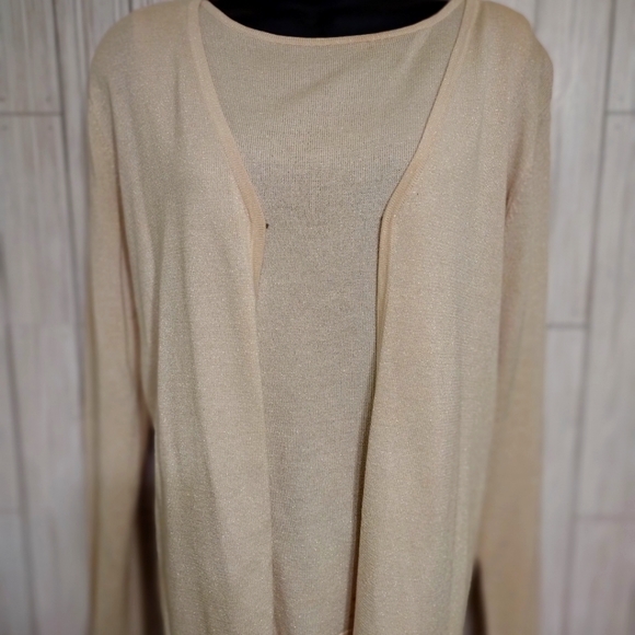 Cream colored cardigan with matching tank - Picture 1 of 4